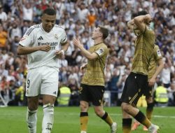 **Kylian Mbappe Pecahkan Rekor, Real Madrid Kukuhkan Gelar LaLiga di Santiago Bernabeu**