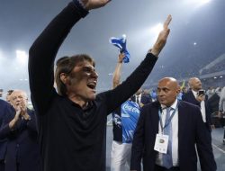 Presiden Napoli Tidak Menahan Conte Jika Ingin Pergi, Setelah Raih Scudetto Kedua
