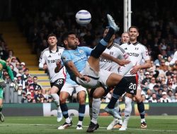 Turun Minum, Gol Salto Guendogan Bawa Man City Terbang Tinggi atas Fulham