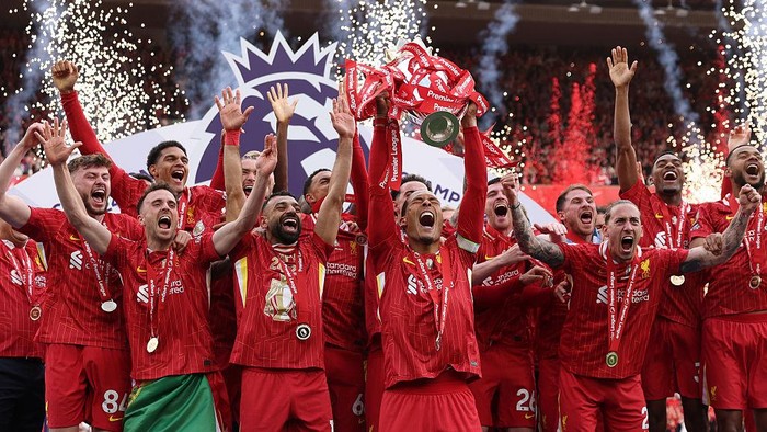 Setelah 35 Tahun, Liverpool Angkat Trofi Liga Inggris Lagi di Depan Fans - Update 1