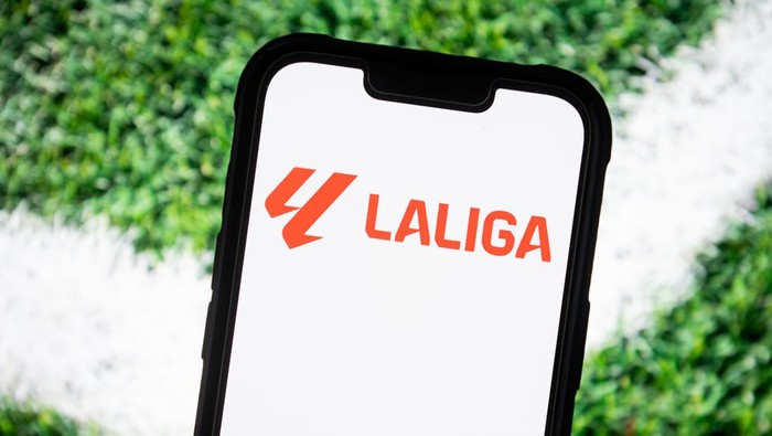 **Klasemen Akhir Liga Spanyol 2024/2025: Barcelona Raih Gelar dengan Keunggulan 4 Poin atas Madrid**