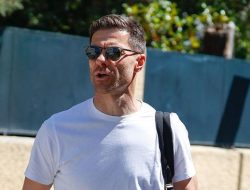 **”Xabi Alonso dan Mistik Formasi 3-4-3 di Real Madrid”**