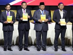 Prabowo Teken Deklarasi ASEAN: “Kuat atau Mati!”