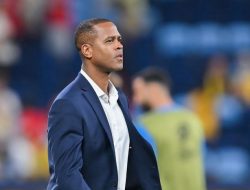 **Patrick Kluivert Yakin Timnas Indonesia Bisa Kalahkan China, Jepang Lebih Berat**