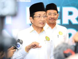 **Menag Sorot Krisis Pasutri Beda Hotel Saat Haji 2025: Solusi Cepat Ditemukan!**
