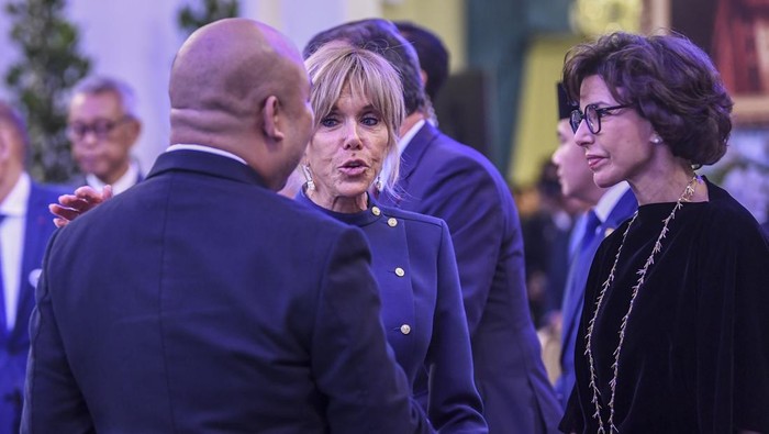**Momen Didit Akrab Ngobrol Bareng Brigitte Macron saat Dinner di Istana: Kenali Latar Belakang Acara Kenegaraan Ini**