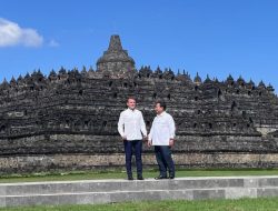 Prabowo Sopiri Macron dan Brigitte di Candi Borobudur, Tampilkan Keakraban dalam Perjalanan Sejarah