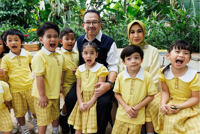 Sido Muncul Jadikan Rhenald Kasali & Istri Bintang Iklan Tolak Angin Anak - Update 1