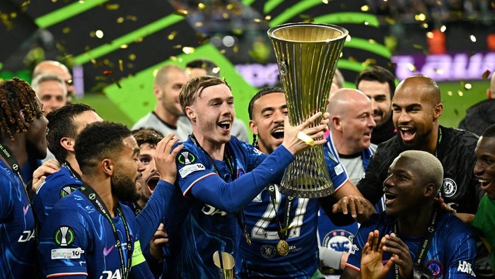 **Nasihat Makelele ke Chelsea: Jangan Asal Beli Pemain Lagi, Chelsea Bangkit Bersama Enzo Maresca**