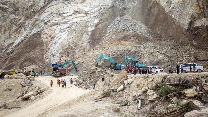Tragedi Tambang Gunung Kuda Cirebon: Longsor Mengejutkan, 14 Jiwa Hilang, Pengelola Dibawah Pemeriksaan