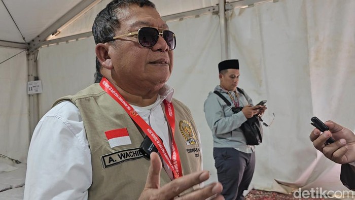 Komisi VIII DPR Berdaya Upaya Kembalikan Dana Calon Jemaah Haji Furoda dari Travel