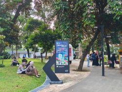 **”Suara Warga Nikmati Angin Sepoy-sepoy di Taman Literasi: Banyakin Pohon”**