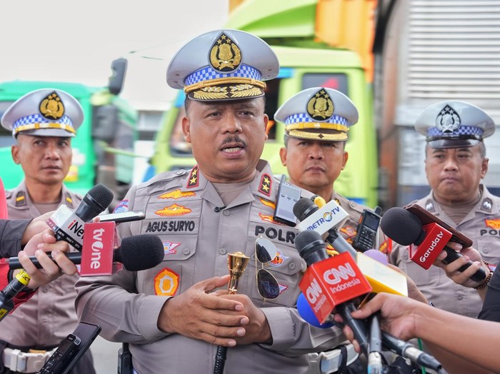 Kakorlantas: Waspada, Kendaraan Over Dimensi dan Over Load Ancam Keselamatan!