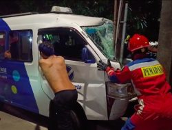 Tragedi Angkot Jakut: Kisah Sedih Sopir yang Tertabrak Tiang Listrik, Siapa Bertanggungjawab?