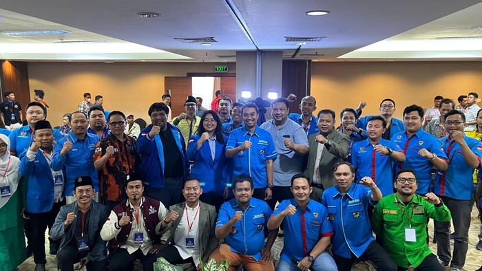 Jadi Ketua DPD KNPI Semarang, Yohana Citra Siap Kolaborasi dengan Pemkot - Update 1