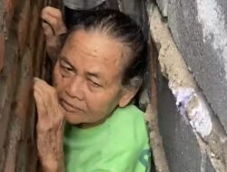 “Nenek di Gresik, Ngeri! Terjebak di Sela Tembok 2 Rumah, Dilarikan Damkar!”