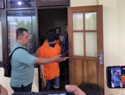 “Bacok Kurir Depok, 3 Begal Target Pemotor Sendirian di Jalan Gelap”