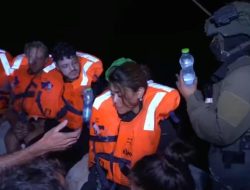 Kapal Tujuan Gaza Dialihkan ke Israel, Thunberg dan 11 Aktivis Ditangkap