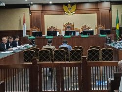 Eks Sesmenko Perekonomian Tegaskan: Rakortas Tak Bicarakan Impor Gula Inkopkar, Apa yang Sebenarnya Terjadi?