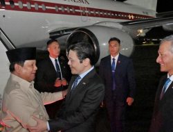 Prabowo Tiba di Singapura, Disambut Langsung PM Singapura dalam Kunjungan Sejarah