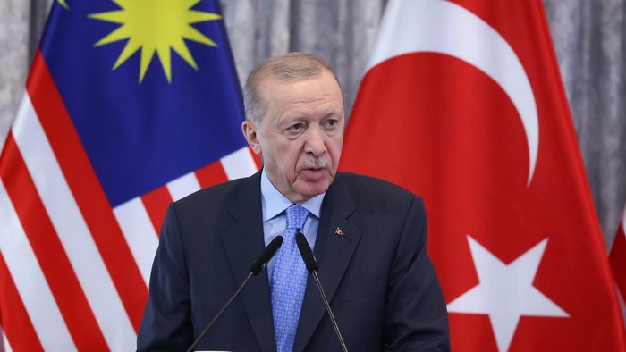 Erdogan Turunkan Peringatan atas Kartun Nabi Muhammad dalam Majalah Turki: Konfrontasi Berbahaya!