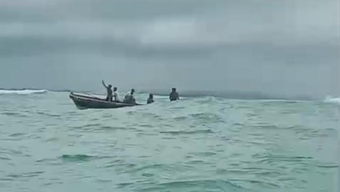 Dua Mahasiswa UGM, Eka dan Bagus, Tewas dalam Tragedi Kapal di Maluku: Dukacita Menyapu Sivitas Akademika