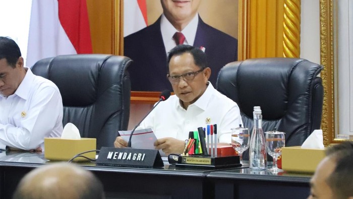 Mendagri Akan Rapatkan Putusan MK soal Pemilu dengan Menko Polkam-Menkum: Gerakan Menyelamatkan Demokrasi?