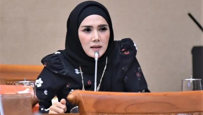 Legislator Gerindra Inisiasi Jalan Lingkungan, 3 Desa di Garut Terang!