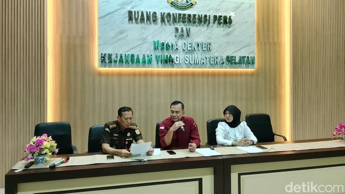Eks Gubernur Sumsel Alex Noerdin: Dari Kursi Gubernur ke Tersangka Korupsi Pasar Cinde, Apa yang Terjadi?