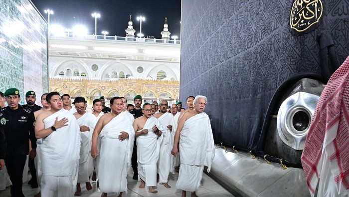 Prabowo Tunaikan Ibadah Umrah, Arab Saudi Jadi Saksi Perjalanannya