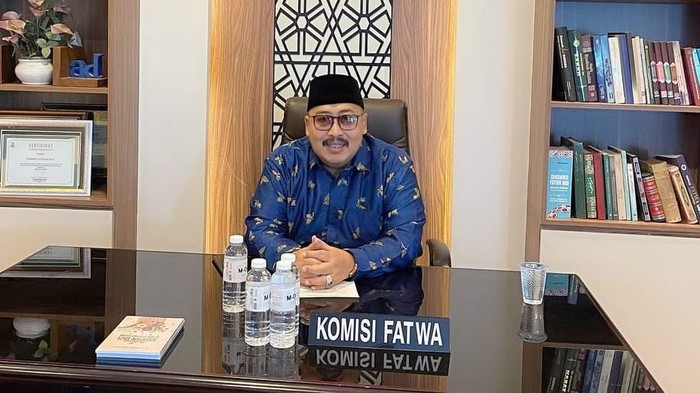 **PBNU Kecam Kasus Pesinetron Rayyan Peras Pacar Sesama Jenis: Alarm Serius Bagi Orang Tua**