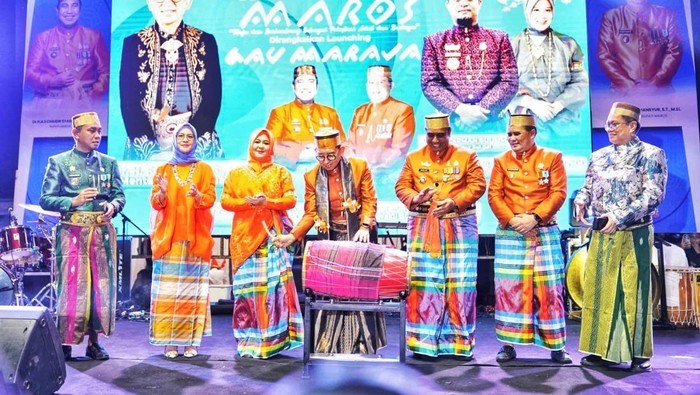 **Buka Festival Gau' Maraja, Menbud Sosialisasikan Jejak Peradaban Maros**