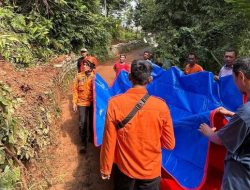 Tanah Longsor Terjadi di Klapanunggal Bogor, 16 Rumah Warga Terancam – Update 1