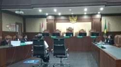 “Eks Direktur PT PPI Jadi Tersangka, 4 Tahun Penjara Menunggu dalam Kasus Gula Korupsi”