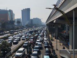 **”Jakarta Turun dari Posisi Termacet, Ini Faktor yang Bikin Kemacetan Menurun!”**