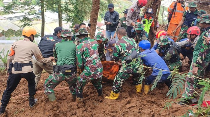 Tragedi Longsor Puncak Bogor: 2 Warga Tertimbun, Ditemukan Tewas dalam Keadaan Mengerikan