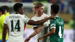 **Cole Palmer Ajak Ngobrol Estevao, tapi…**