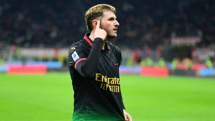 Santi Gimenez Tegaskan Mau Bertahan di Milan! - Update 1