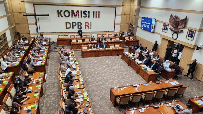 DPR Terkejut! Kejagung Ajukan Anggaran Rp 18,5 T untuk 2026 di Rapat Segera