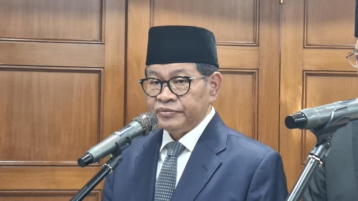 Pramono Tegaskan Pajak Padel Berdasarkan Undang-Undang, Bukan Pemprov