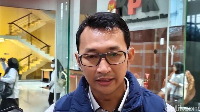 KPK Buka Peluang Panggil Menteri UMKM Lagi soal Viral Istri ke LN - Update 1