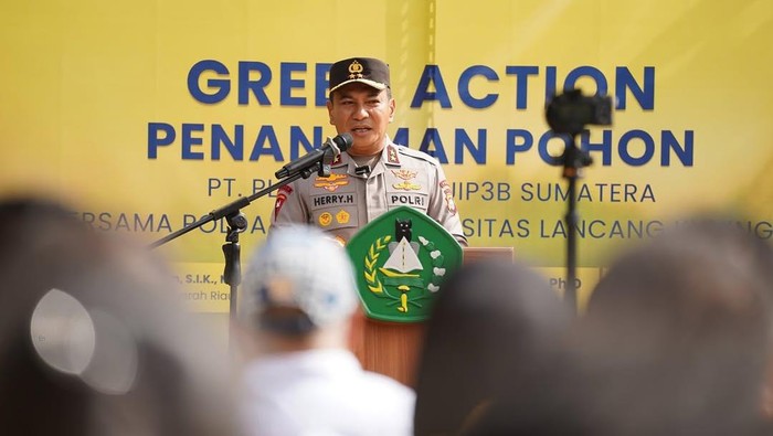 Irjen Herry Heryawan: Polda Riau Tegaskan Tindakan Tegas Terhadap Perambah Hutan, Lindungi Ekosistem!
