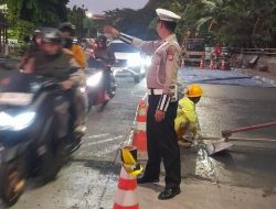 Lalin di Cijantung Arah Cililitan Tersendat Imbas Perbaikan Jalan – Update 1