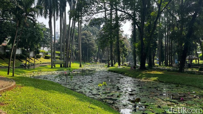 **3 Taman di Jaksel Digabung, Pengunjung Minta Pengamen Ditertibkan!**