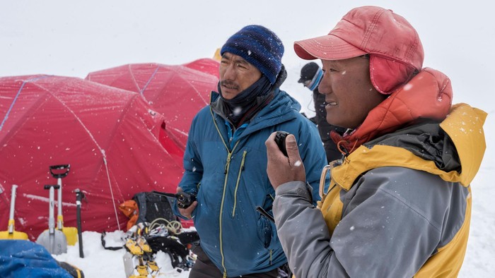 Sherpa di Everest: Belajar Cara Aman Mendaki dari Para 