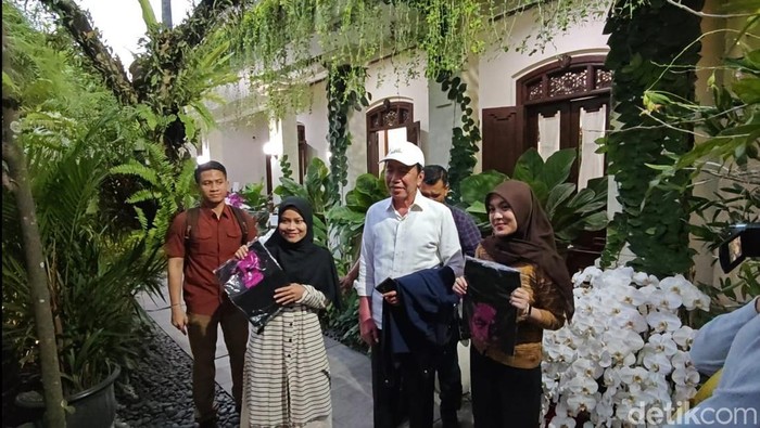 Ajudan Ungkap Kondisi Jokowi Terkini: Bugar, Sehat, dan Menikmati Liburan dengan Cucu