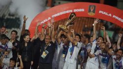 “Madam Pang: Terima Kasih Piala Presiden 2025, Kisah Cinta Sepak Bola yang Mengejutkan!”