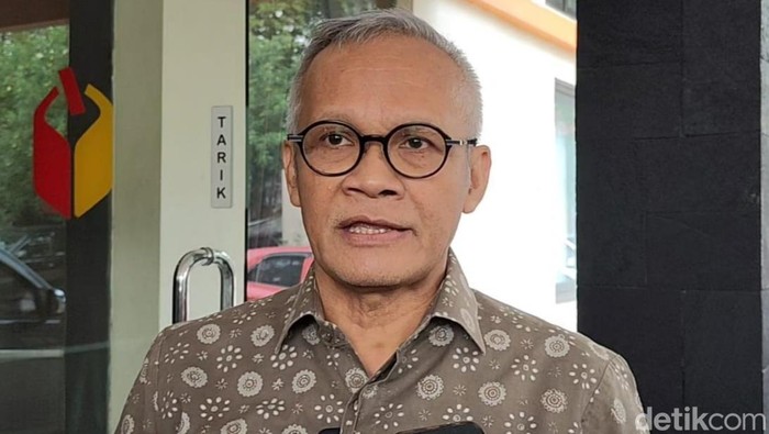 Jokowi Curiga Ada Agenda Besar Politik, Aria Bima Kritik Narasi Tak Jelas
