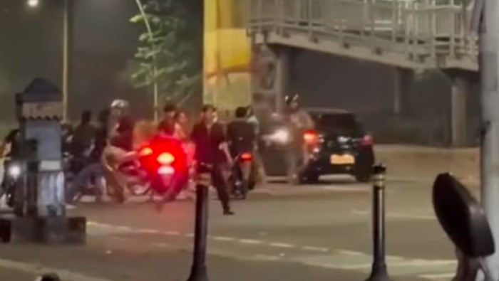 Viral Tawuran Cempaka Putih: Toko Kelontong Rusak, Kebahasaan Terancam