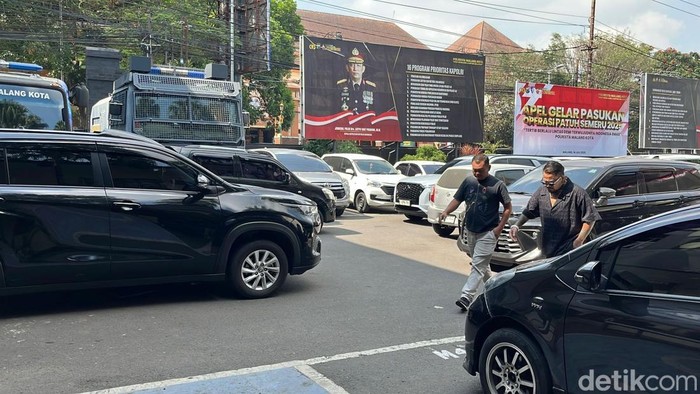 King Abdi Terima Panggilan Polisi Setelah Kontroversi Promosi Miras Viral di Malang